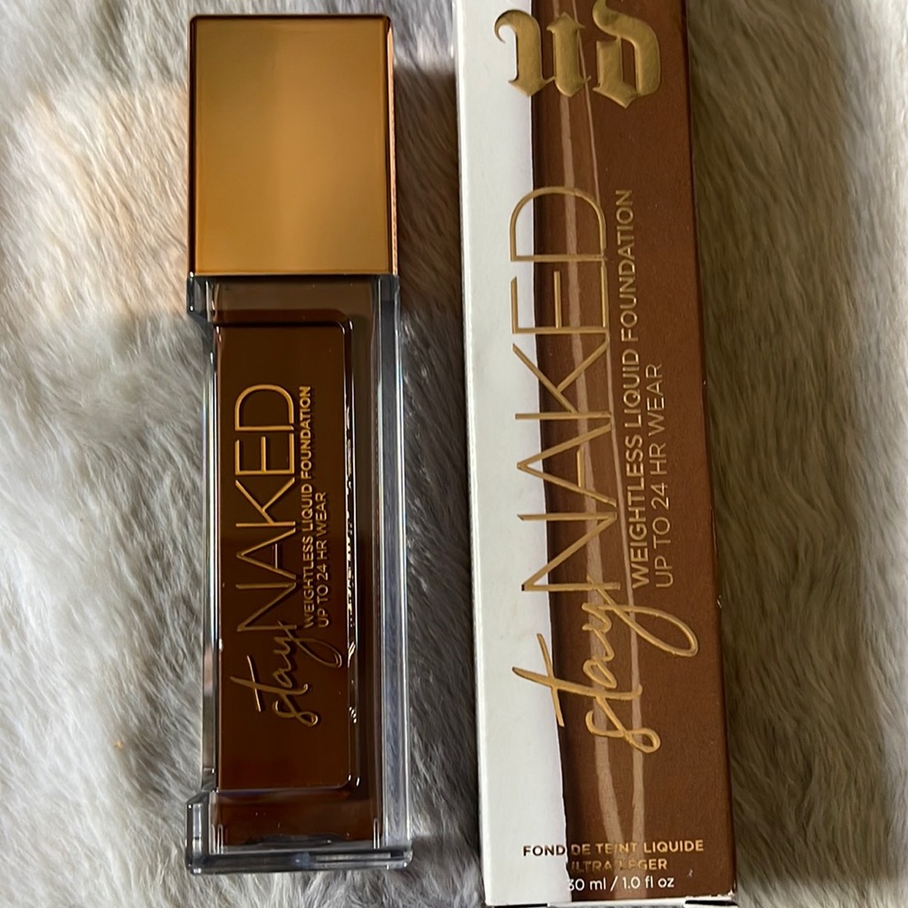Urban Decay Stay Naked Weightless Foundation